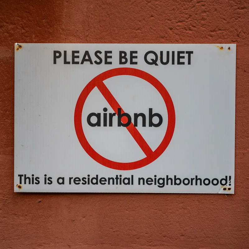 7 Ways to be an Awesome Visitor to Wasaga Beach no airbnb allowed sign